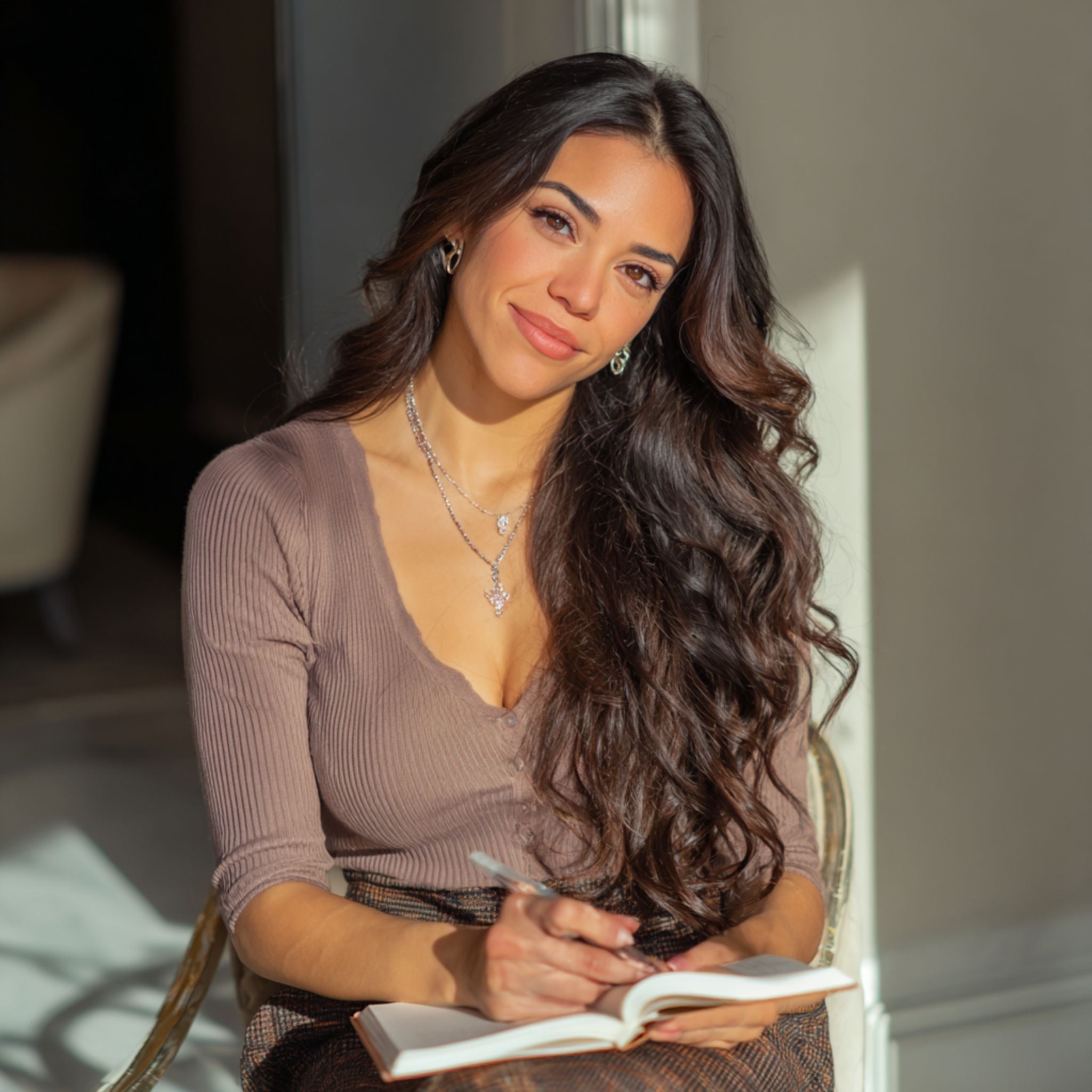 7 Mental Health Benefits Of Journaling No One Talks About (But I Swear By)